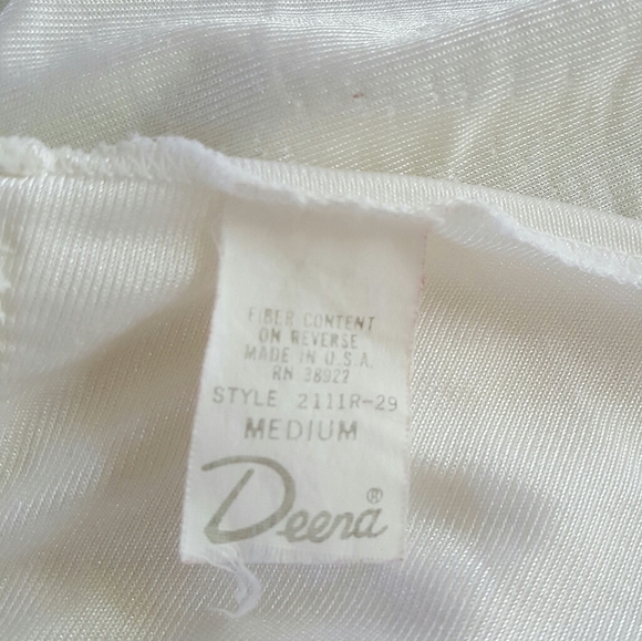 Vintage Deera cream half slip women cream nylon lace size M - Picture 3 of 5
